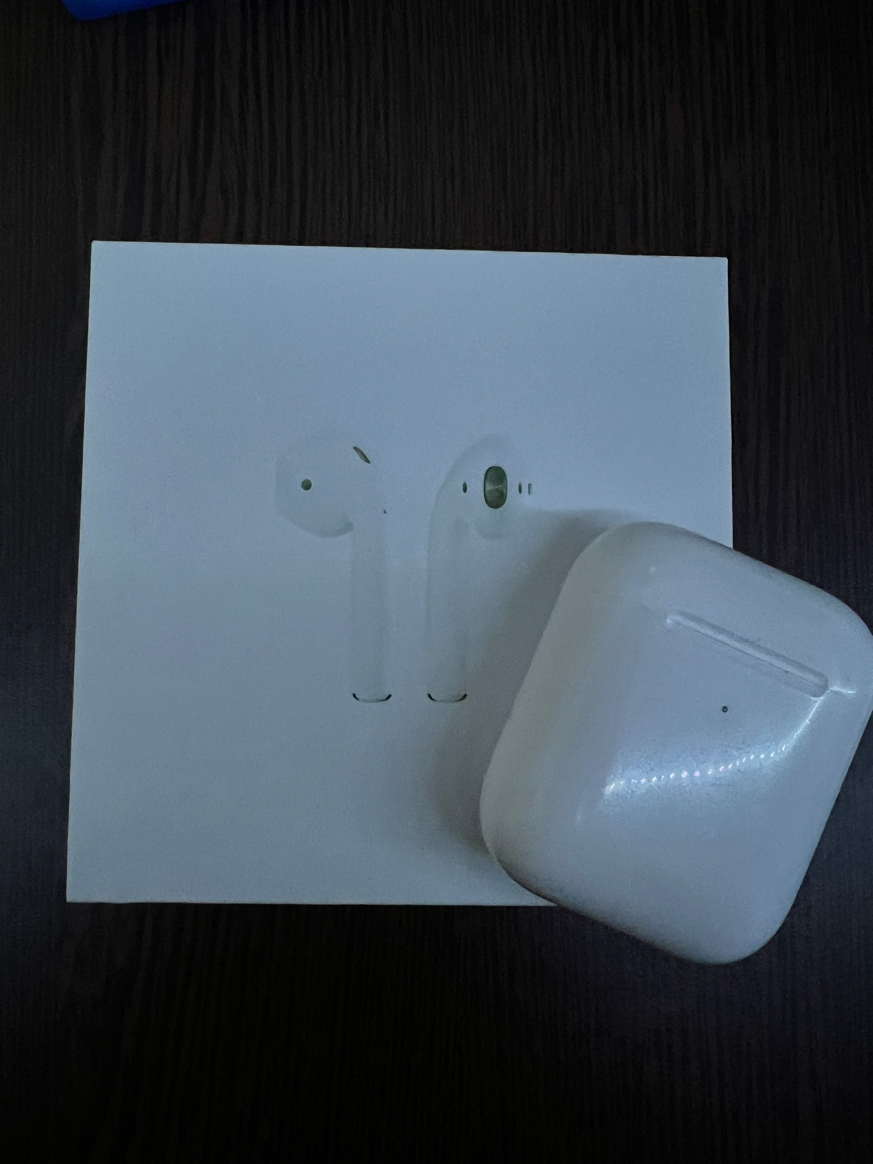 Airpods generatia 2