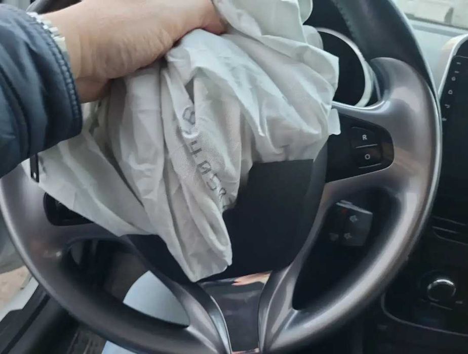 renault clio 1.5d 2014 avariat