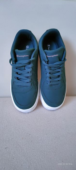 Дамски сникърси Champions