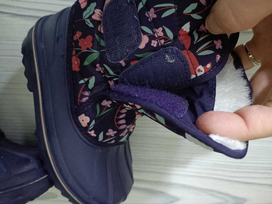 Сапоги Childrens Place  на девочку -3-4г.размер USA-9