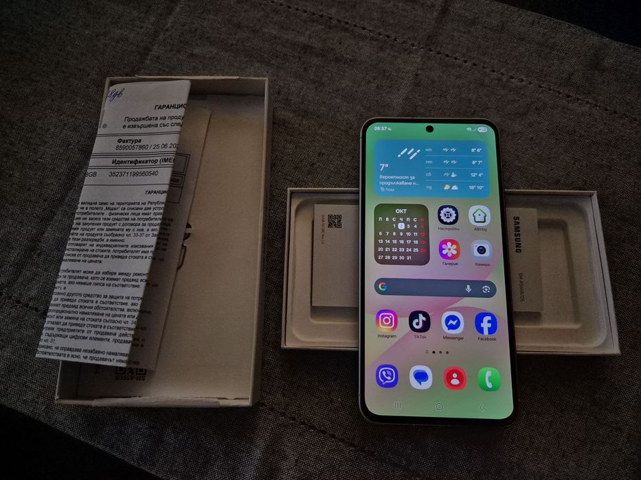 Продавам Samsung A56 5G -за части