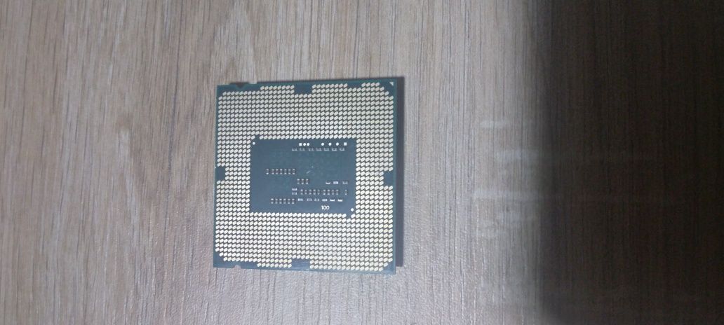 Vând procesor Intel i3-4130 Haswell