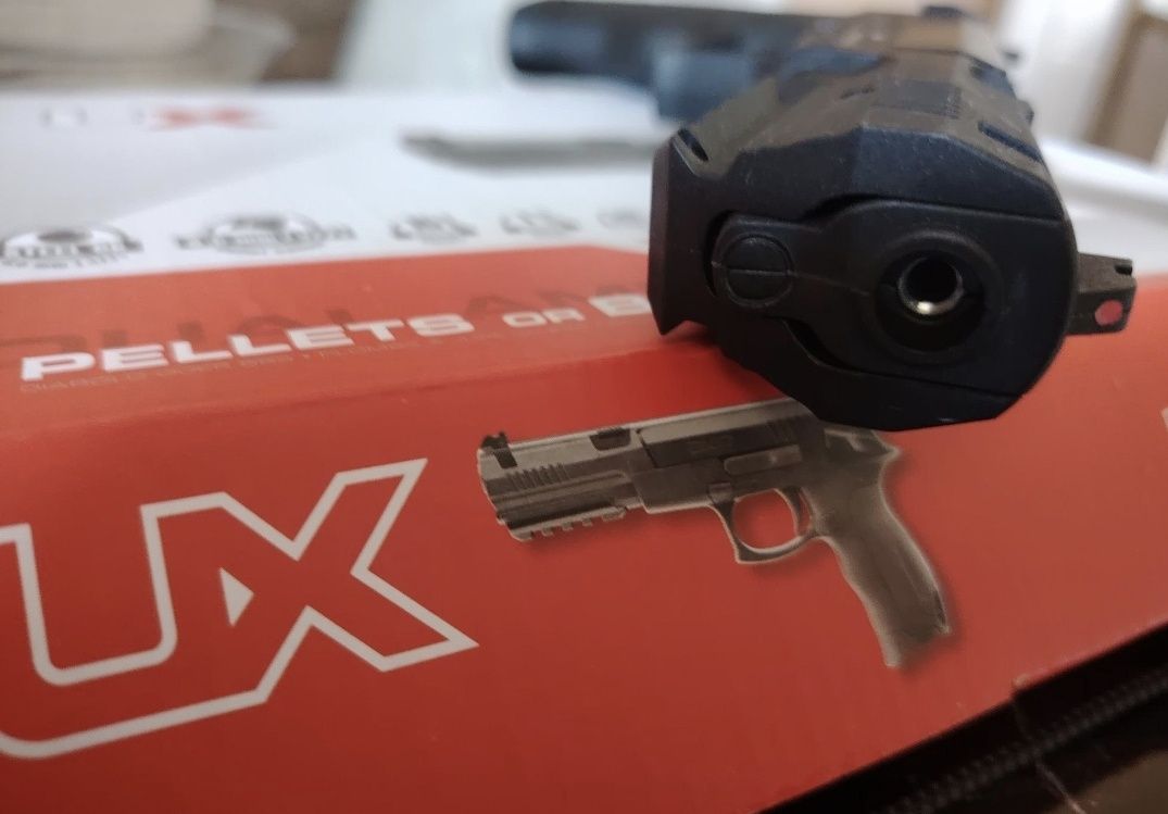 Въздушен пистолет Umarex-DX17