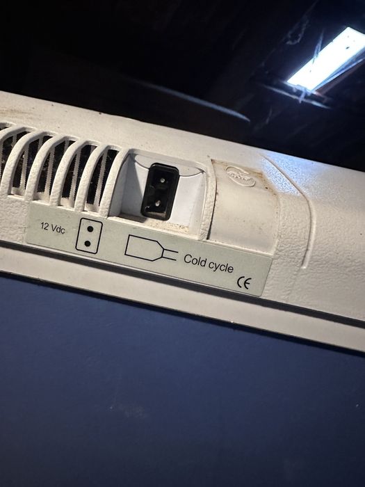 Lada frigorifica Auto