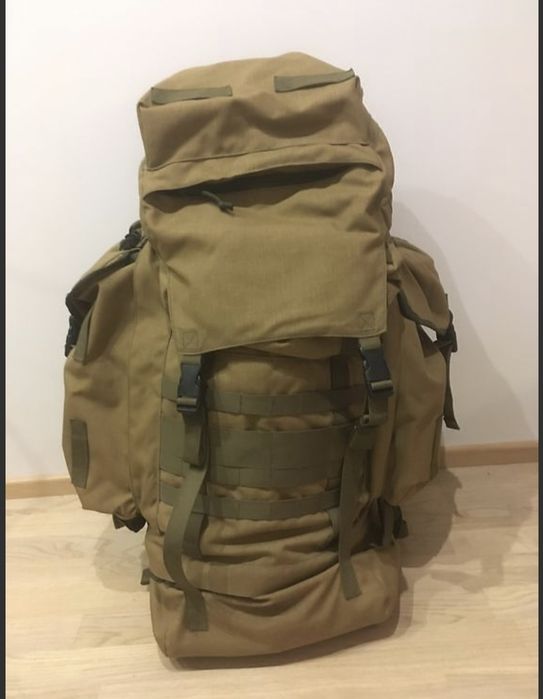 Rucsac armata , import Estonia, nou!!