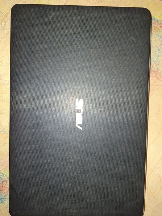 Ноутбук сатылады