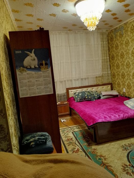 Продам чиланзар 14.  Одна комнатная.  Балкон 2*4