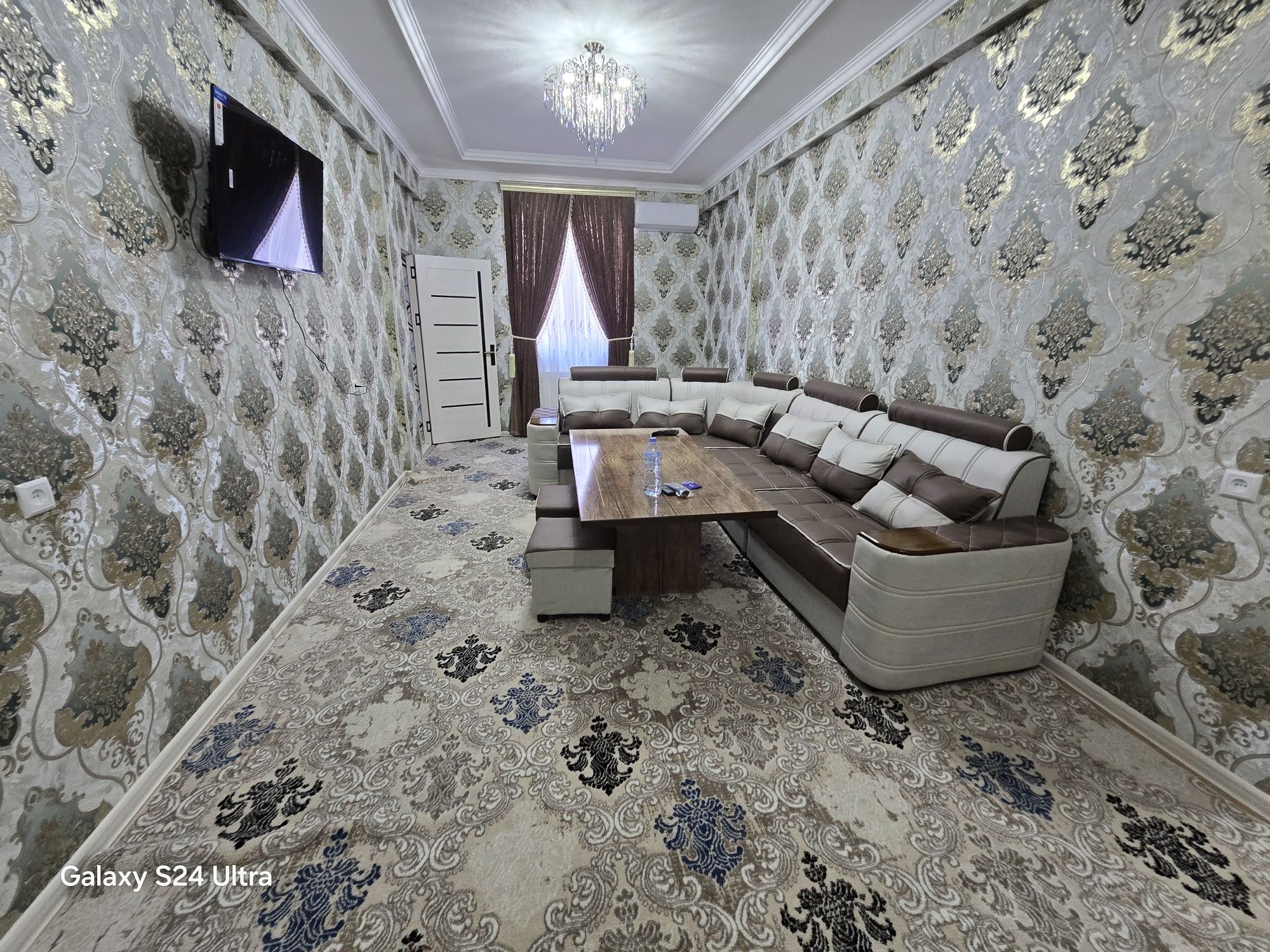 Ijaraga uy beriladi 3 xonalik yangi jixozlik