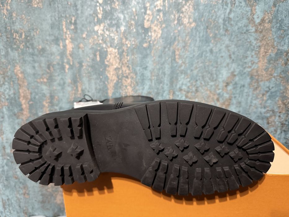 Ghete Zara din piele naturală măsura 43