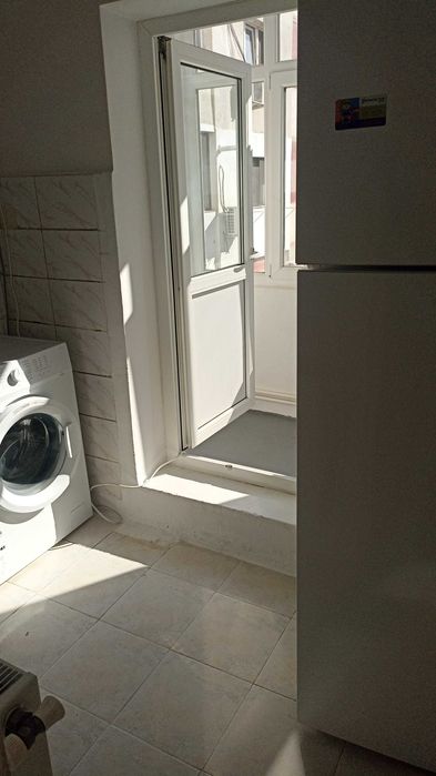 Închiriez garsoniera 34m 250euro/luna