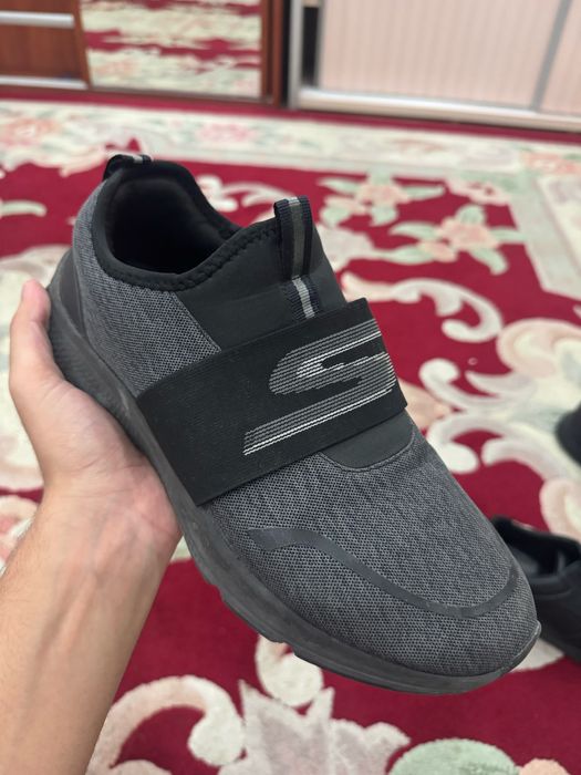 кроссовки skechers