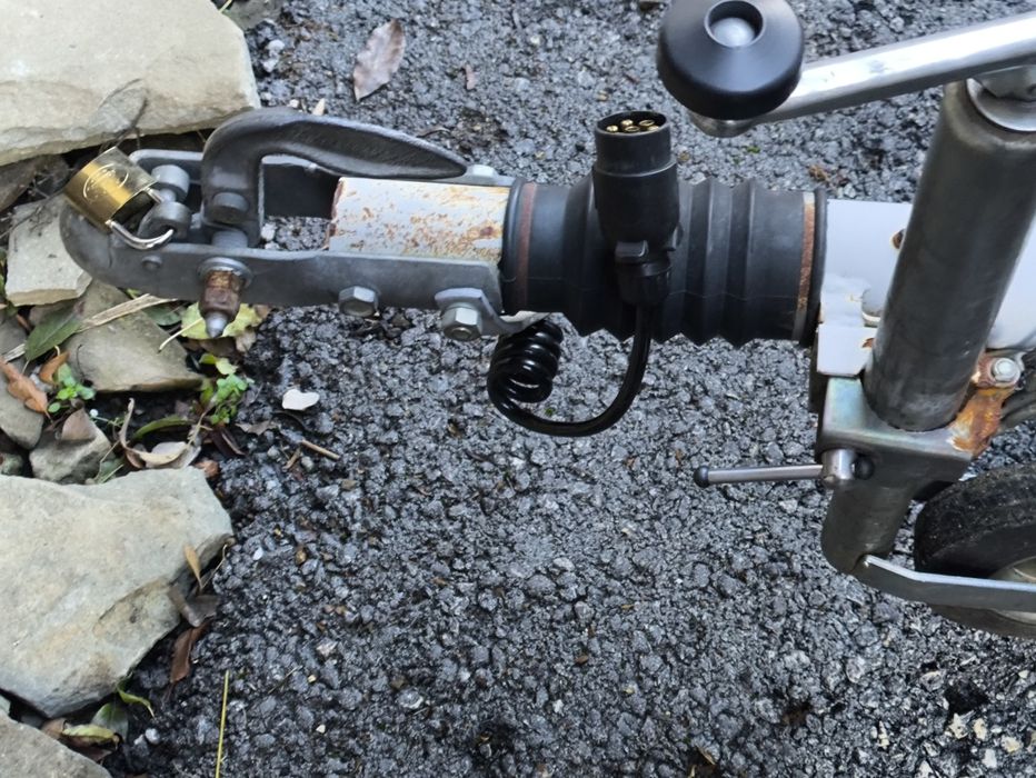 Къмпинг ремарке продавам