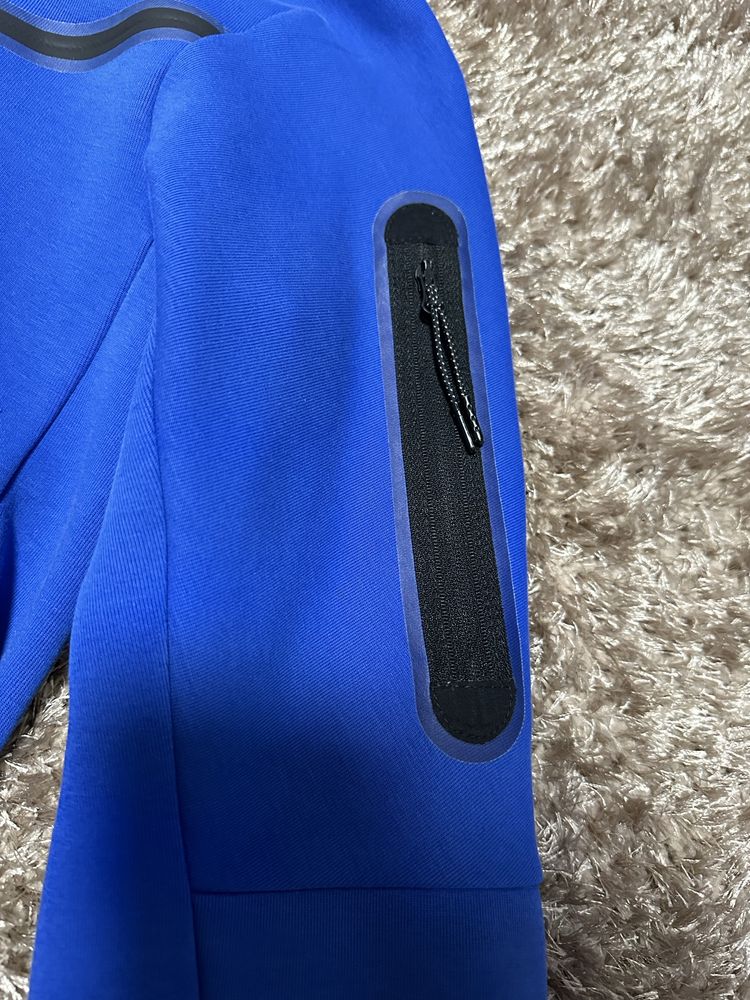 Nike tech fleece