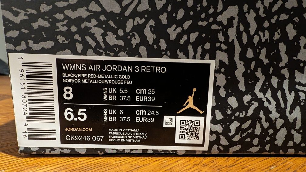 Air Jordan 3 Retro