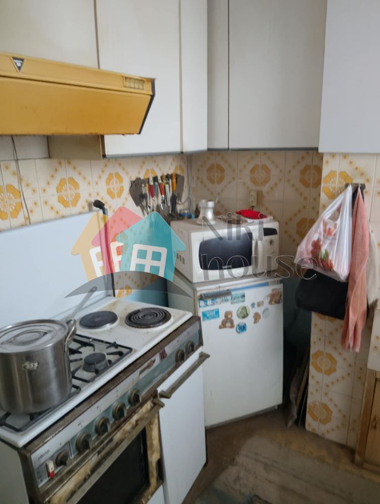 Продава се Тристаен апартамент в Варна, Аспарухово - 82 кв.м за 1635 €/кв.м - Снимка #4