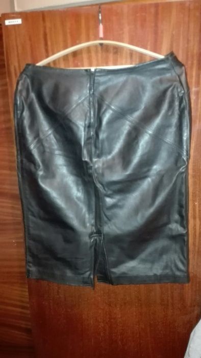 Vand 2 geci din piele dama VeraPelle ITALY+ o fusta din piele