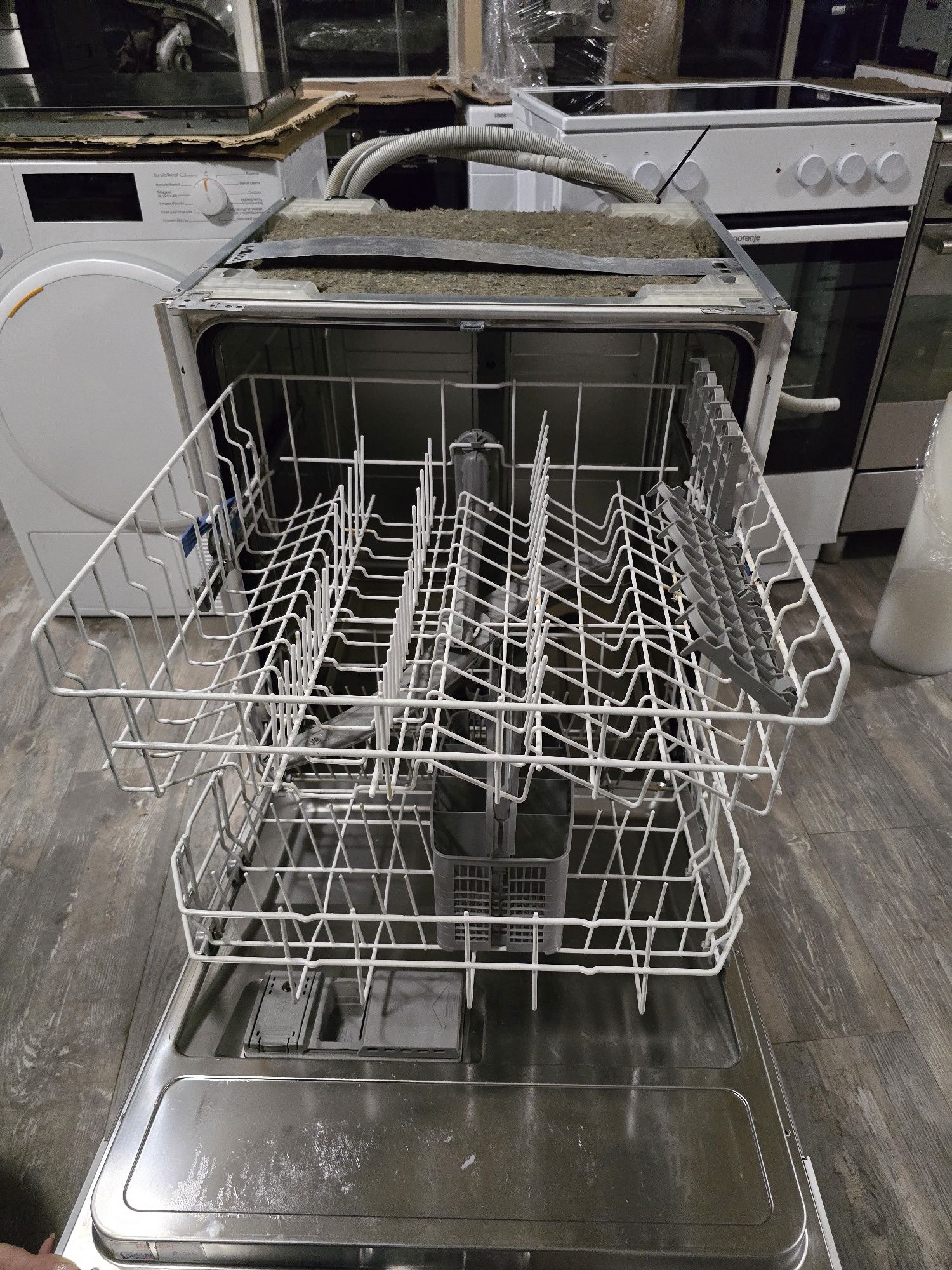 Съдомиялна Bosch 60см