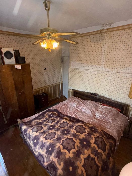 Срочно продаётся 3х комнатная Щайхантахурский район