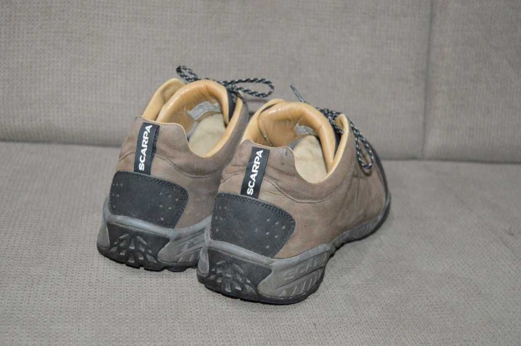 Semighete piele Scarpa Zen marime 46.5 VIBRAM