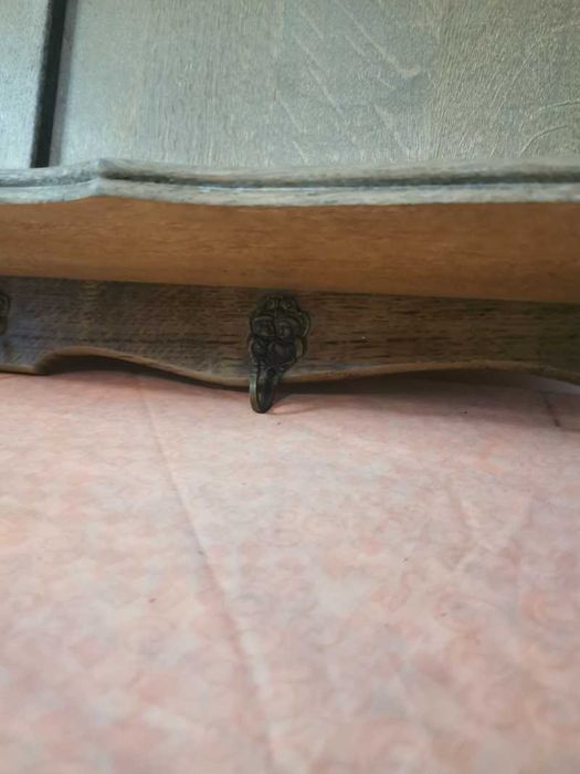 Polita cuier de bucatarie din lemn