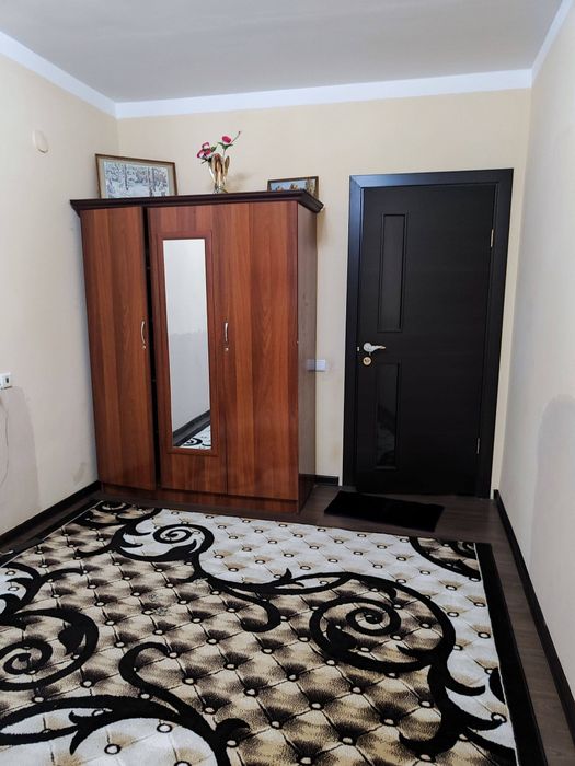 7 mikrorayonda yigitlarga akkuratniy kvartira bor.