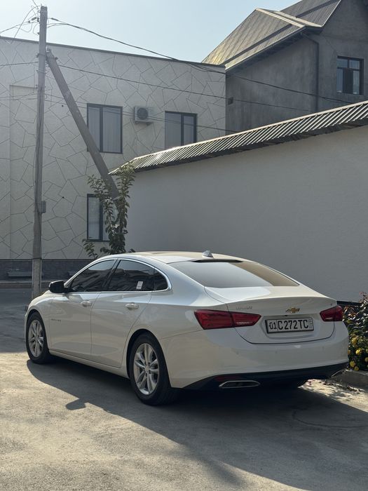 Малибу 2 2.4 ! Фулл шумка! Метани бор! Срочно!