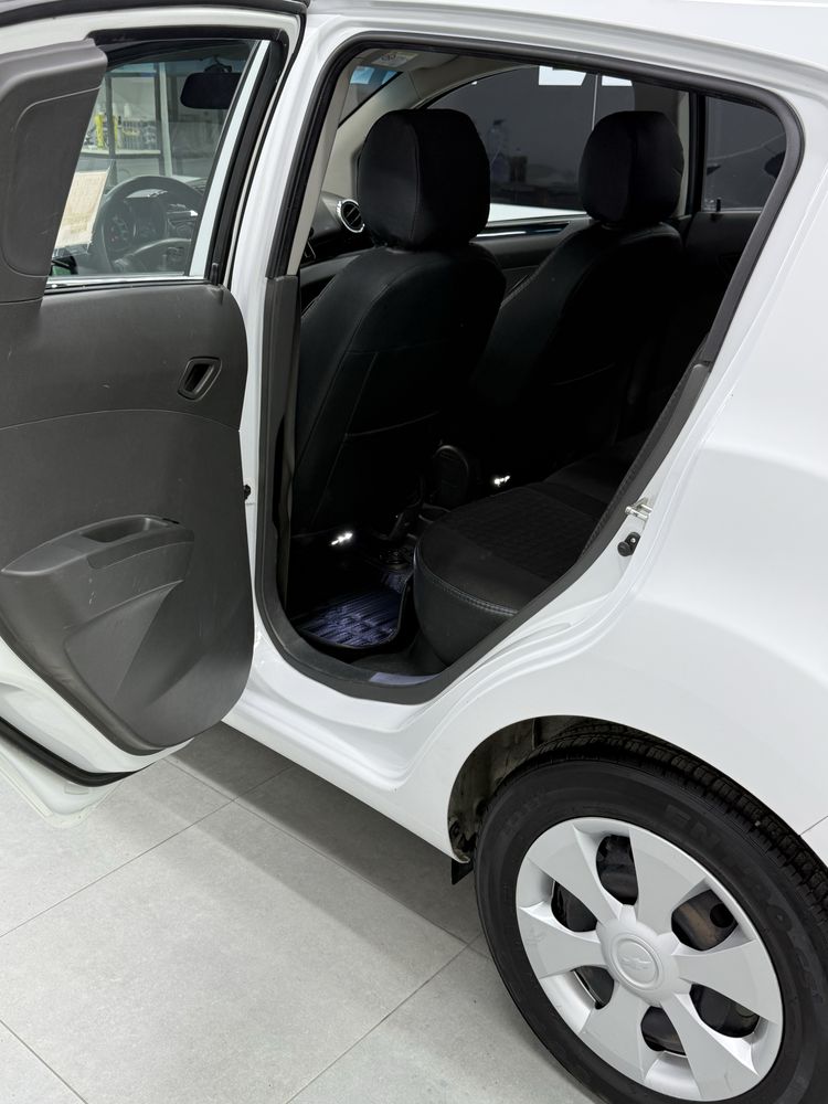 Spark 2018 yil Probeg 123.000 km