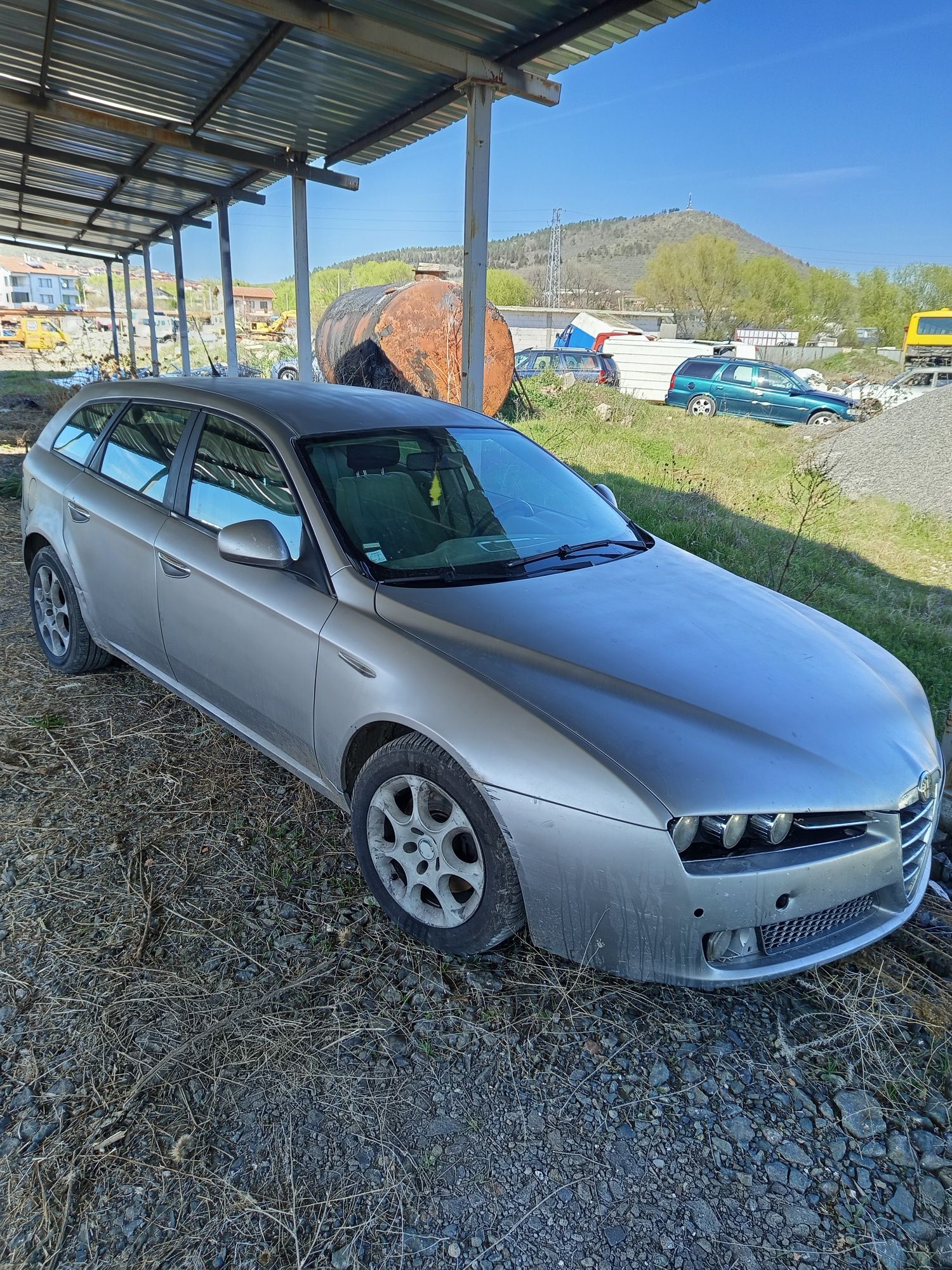 Alfa Romeo 159 1.9 jtd 120 коня