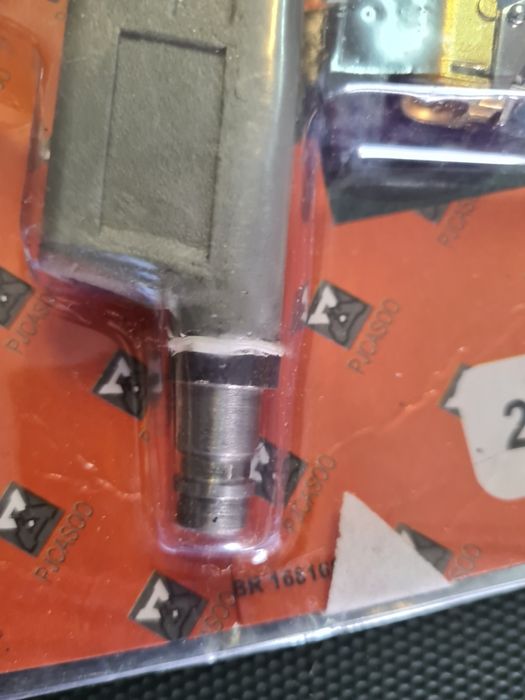 Манометр для шин.