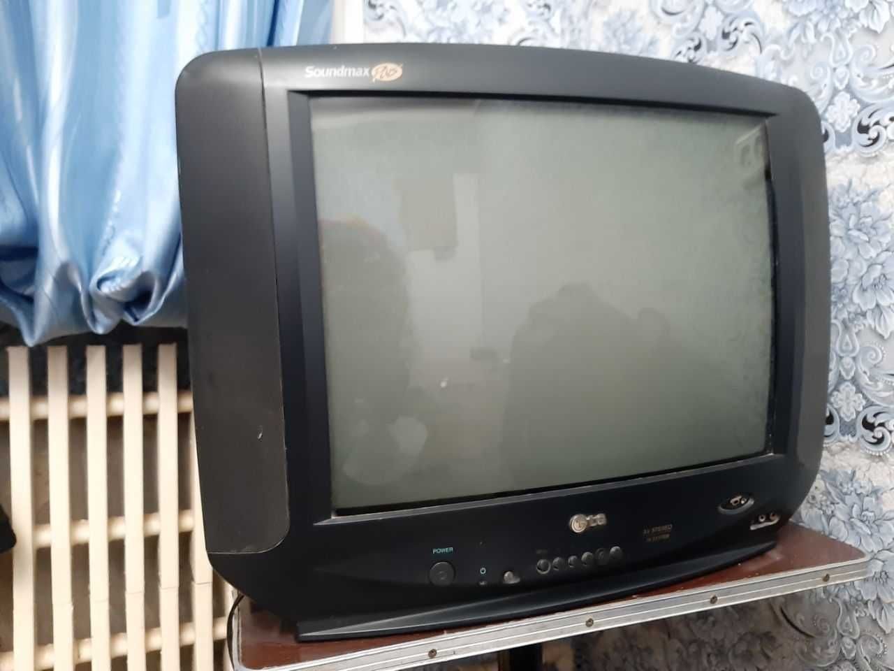 LG soundmax plus televizor.