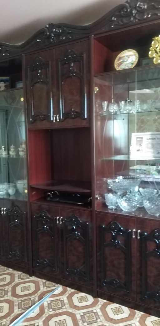 Продается стенка (горка)