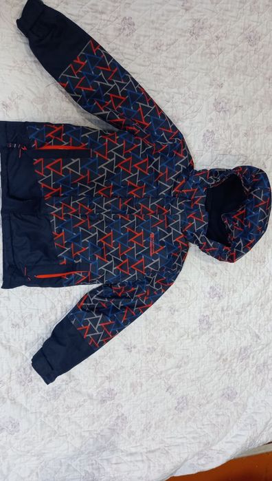 Продам куртку в отличном состоянии