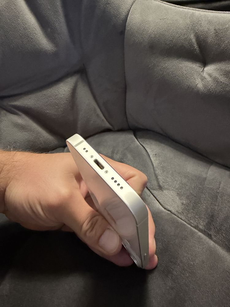 Iphone 13 mini white