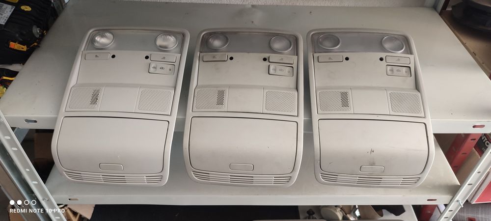 plafoniera passat b6 avem si cu buton trapa