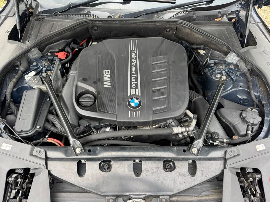 Dezmembrez BMW F01 740D Facelift 2013 313cp Euro 6