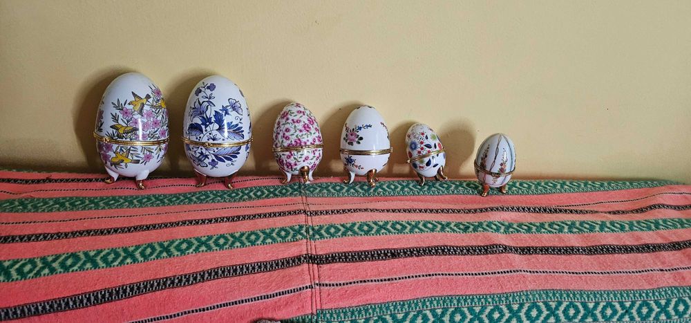 cutie de bijuterii ou portelan