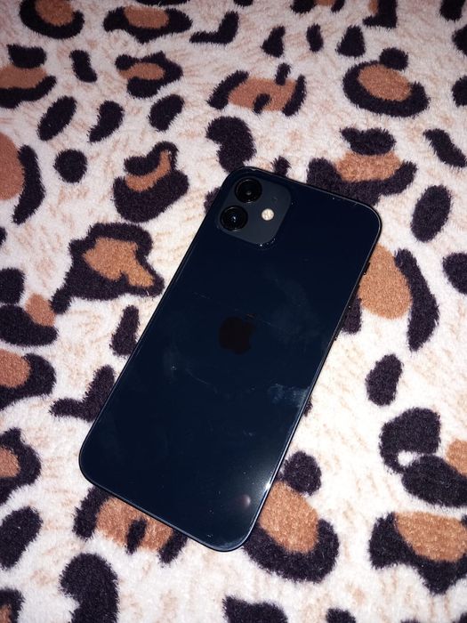 Vand Iphone 12 64GB