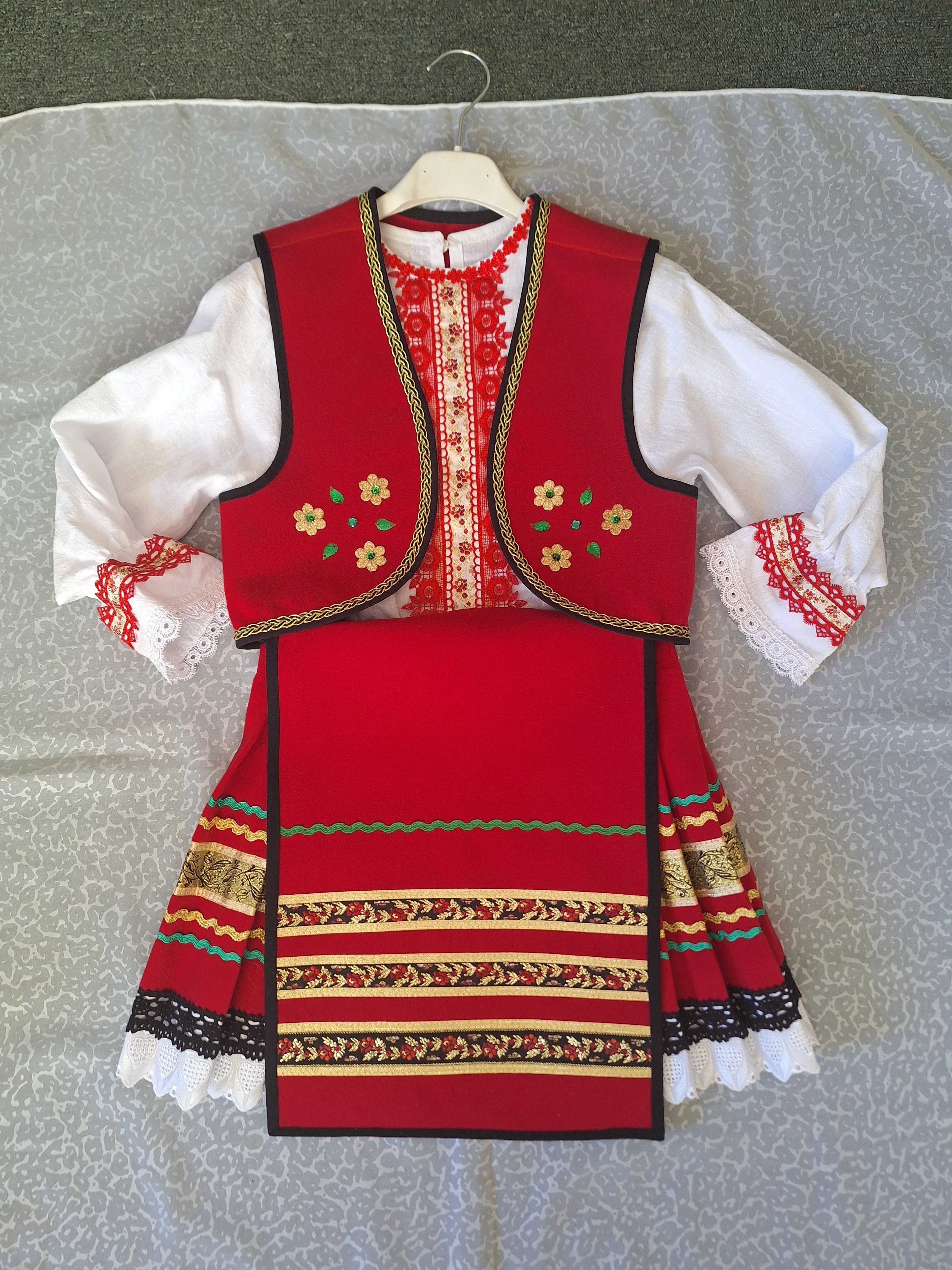 Народна носия 3-5 г. - 190 лв