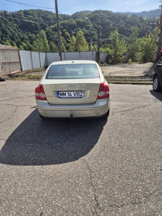 Vand Volvo S40 an 2005