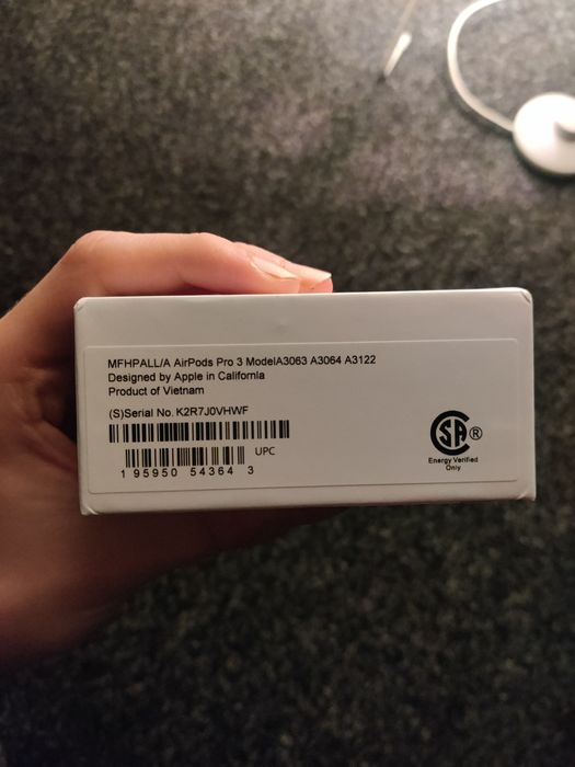Apple AirPods Pro 3 – noi, sigilate, cu factură