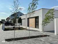Duplex intabulat, cu 4 camere,gradina interioara, 435mp teren