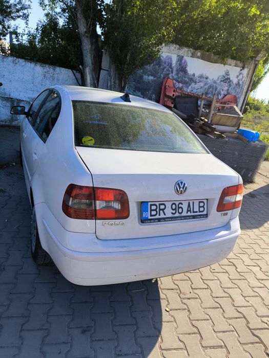 Volkswagen Polo 1.4 TDI berlin, vand sau SCHIMB cu ceva pe benzina.