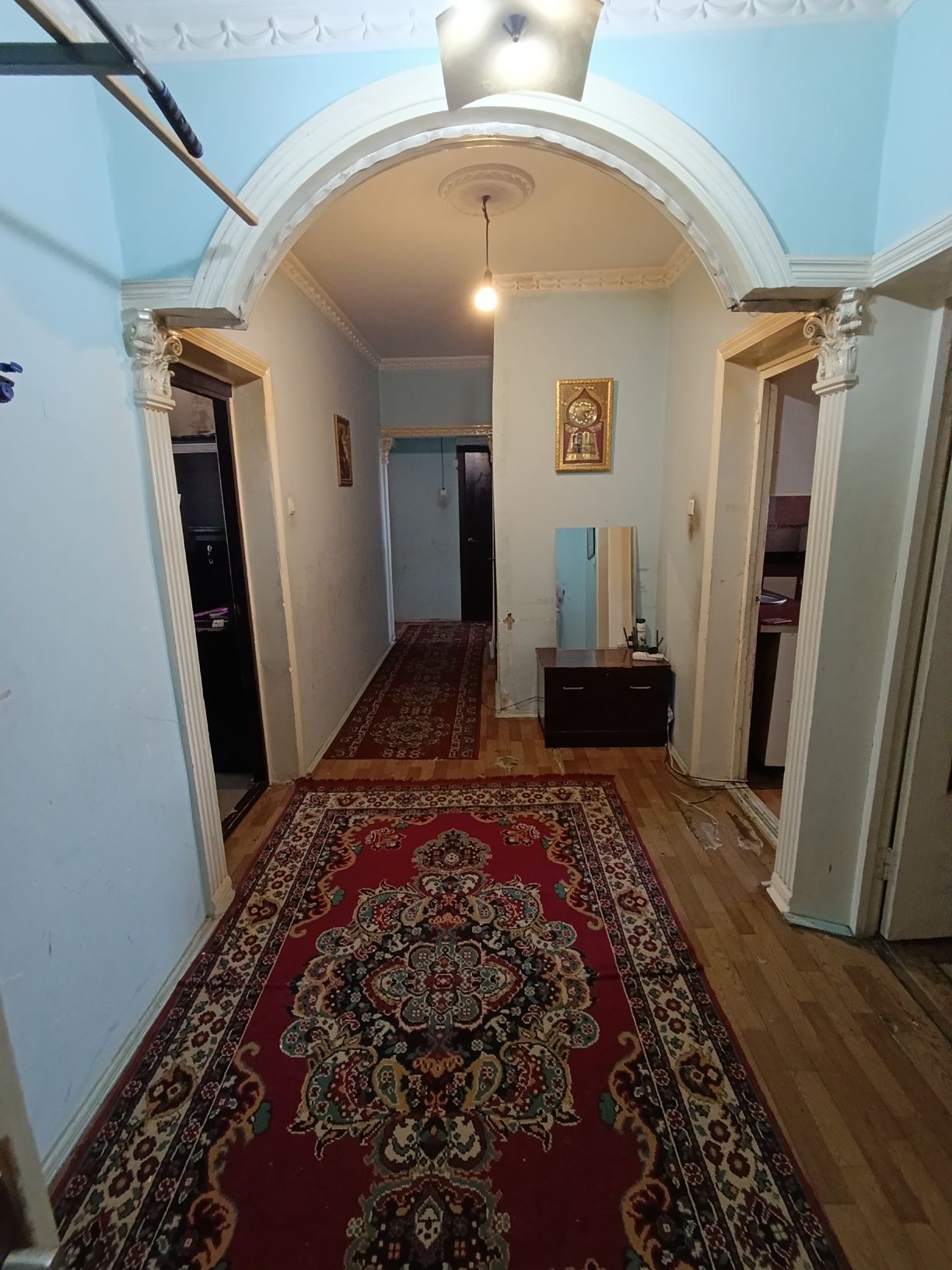 Продается 4 комнатная квартира
