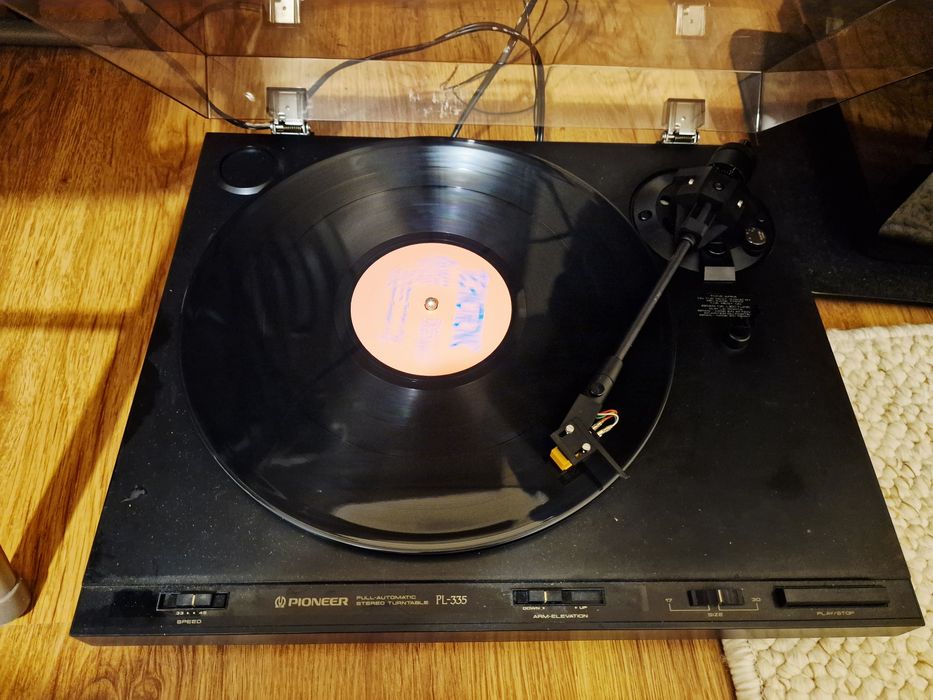 Pick -up Pioneer  PL355