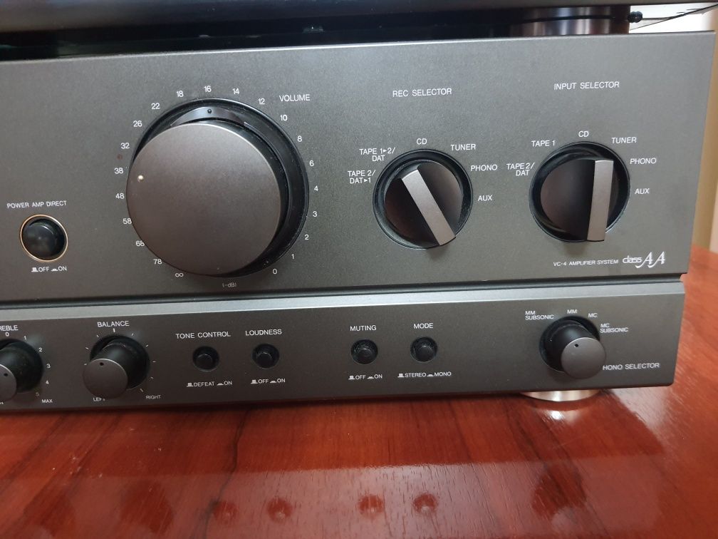 Amplificator technics su vx 700