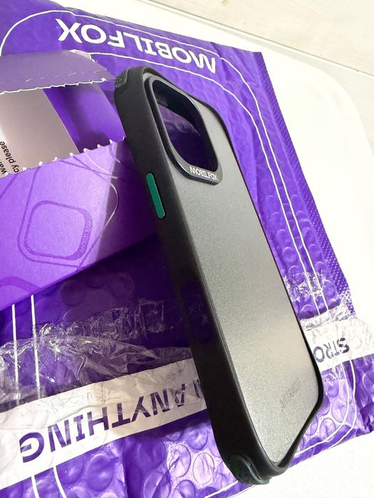 Husă nou nouță iPhone 16 Pro