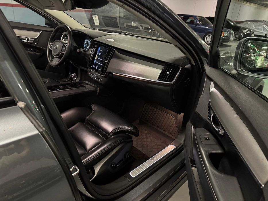 Volvo V90 Cross Country T6 Benzina - 310CP