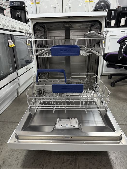 Съдомиялна Свободно стояща машина BOSCH