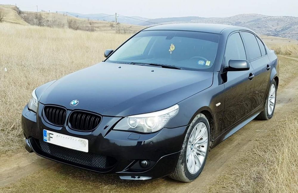 Grile duble BMW seria 5 E60 E61 M5 look - negru LUCIOS