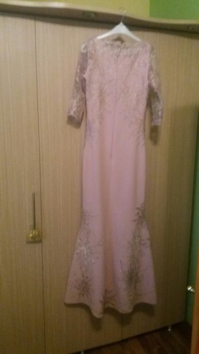 Vand rochita de ocazie mar.38-40,roz pudra